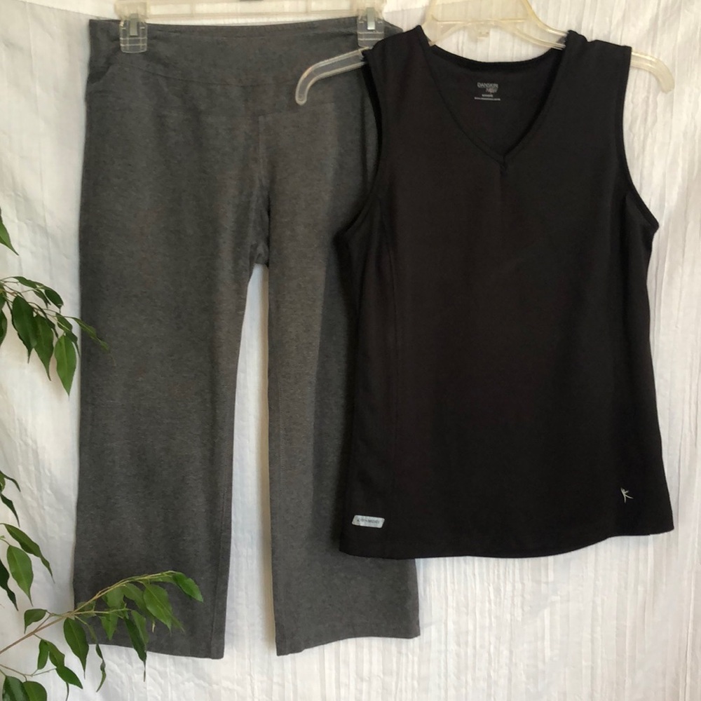 DANSKIN sz s blk sleeveless Xcise tank top & GAPBODY gray high waist sz S pants